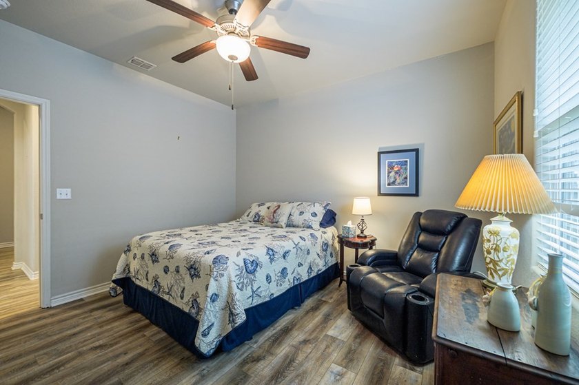 Spacious 4-Bed, 3-Bath Home in Wandering Oaks - Move-In Ready - photo 7