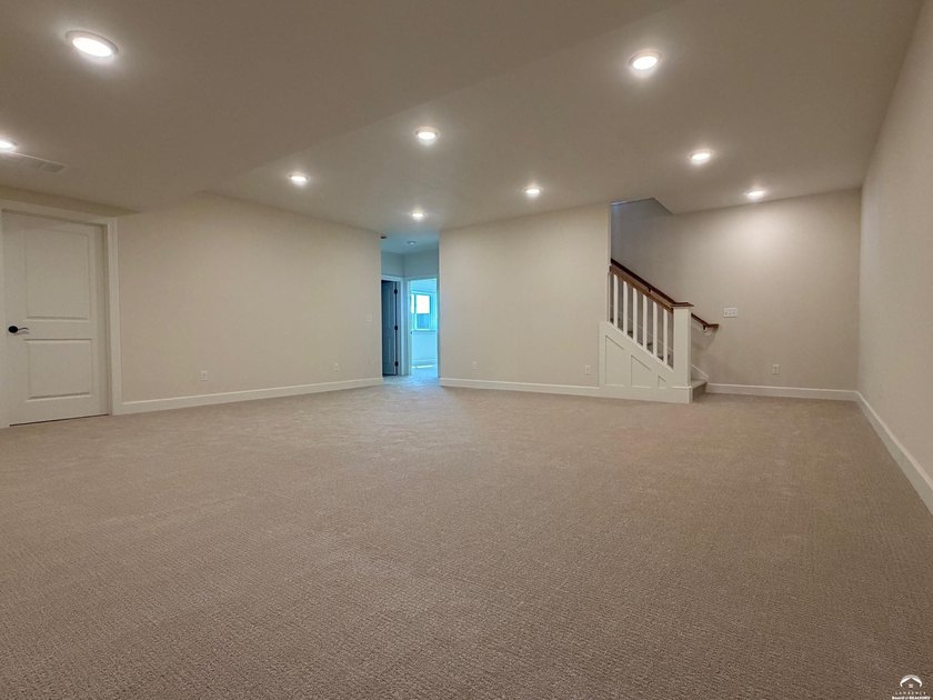 Tucked into a corner in the latest Beth's Ranch development - photo 20