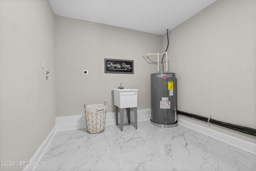 This is the home you've been waiting for! With a full renovation - photo 22
