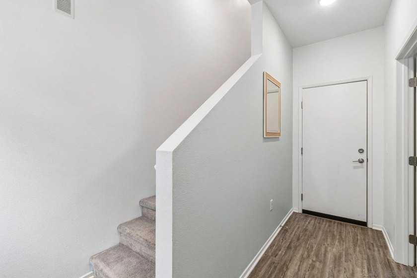 Welcome to Playa Del Sol living at its finest! This beautifully - photo 18