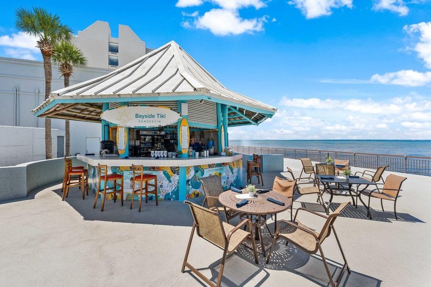 Set on a prime corner lot within the Bungalos at Sandestin, this - photo 38