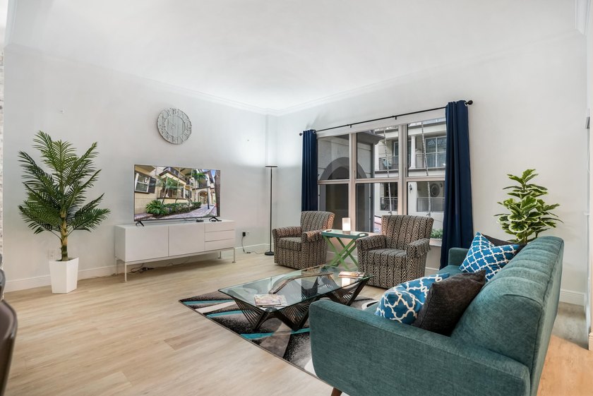 Remodeled &amp; 'FURNISHED' townhome on the main promenade at Wilton - photo 8
