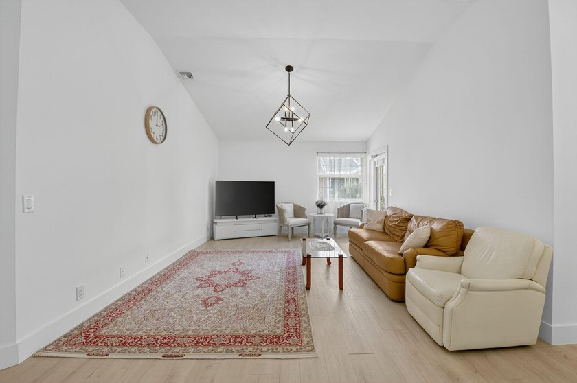 2-bedroom, 2-bathroom townhome is located in the highly - photo 10