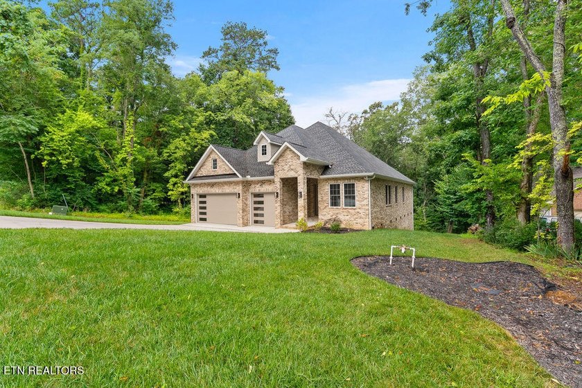 All BRICK NEW construction in the heart of Tellico Village - photo 3
