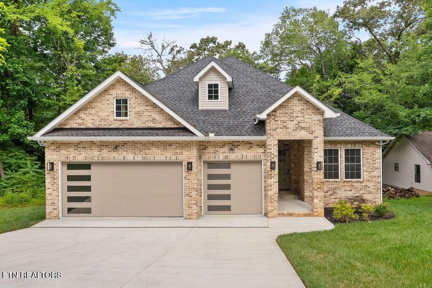 All BRICK NEW construction in the heart of Tellico Village - photo 6
