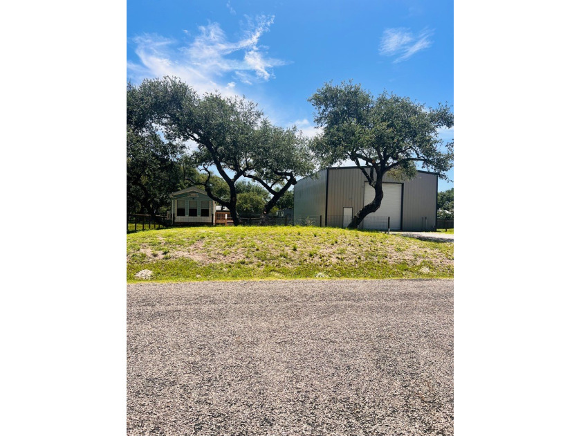 Two spacious lots with room to expand or customize. One lot - photo 9