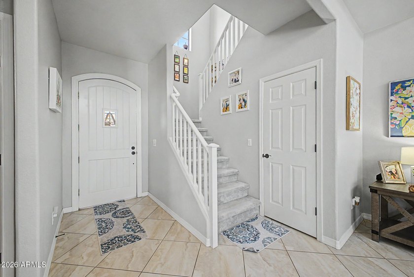 Refreshed 3-bed, 2.5-bath golf course home in Legacy at South - photo 4