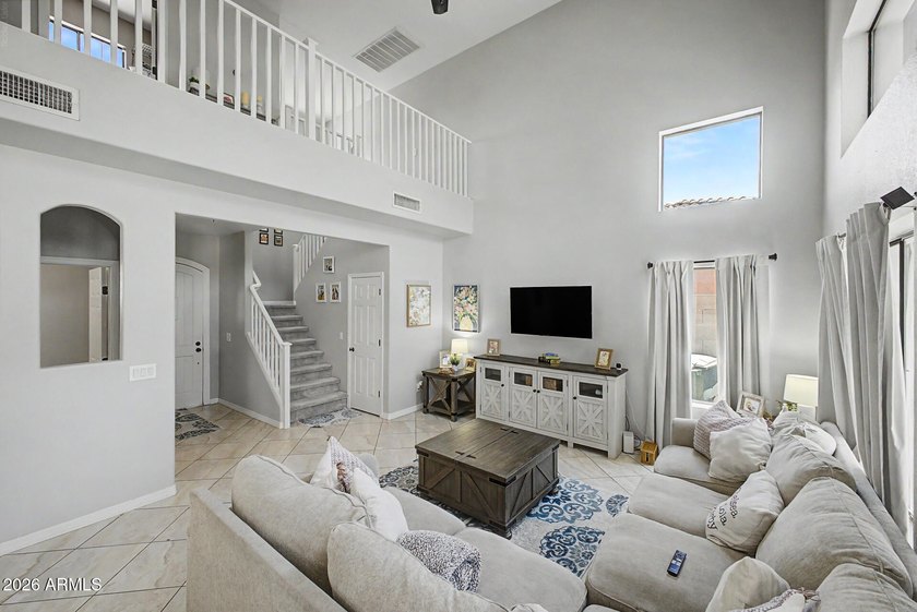 Refreshed 3-bed, 2.5-bath golf course home in Legacy at South - photo 6