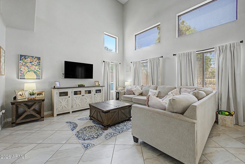 Refreshed 3-bed, 2.5-bath golf course home in Legacy at South - photo 8