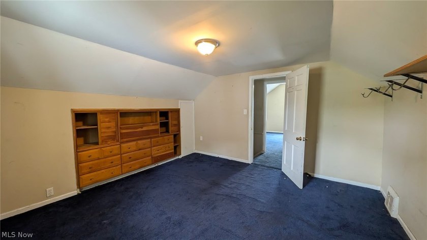 Welcome to 854 E 250th in beautiful Euclid, OH. This property is - photo 23