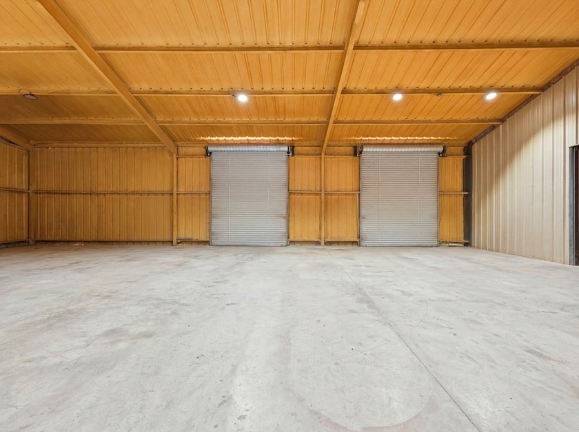 Exceptional investment opportunity to own a versatile commercial - photo 17
