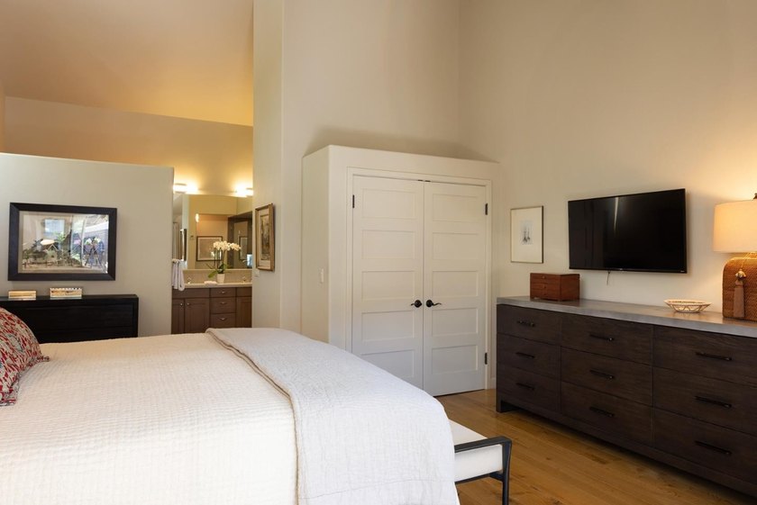 This exquisitely updated townhome enjoys privacy, sunshine, and - photo 17