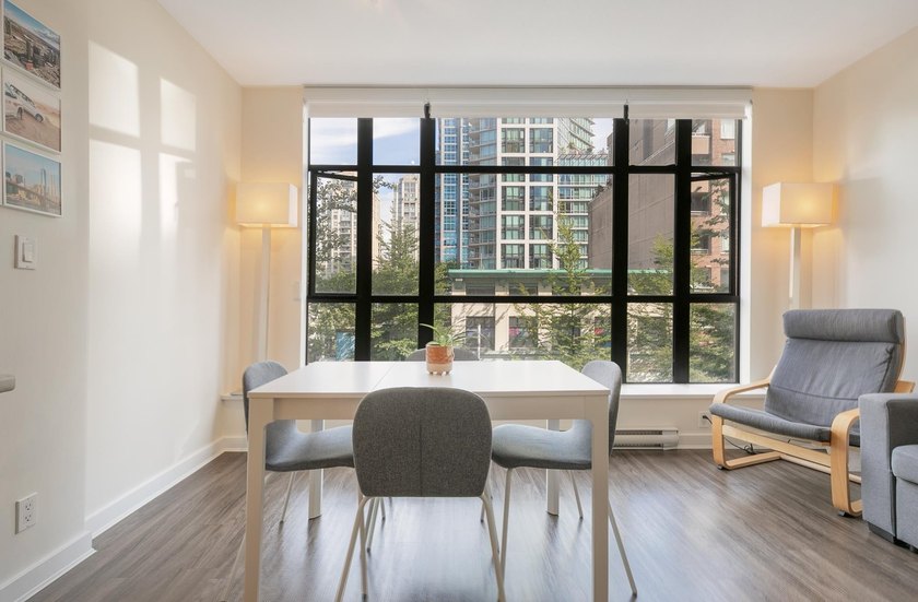 This bright condo offers exceptional value, perfect for savvy - photo 4