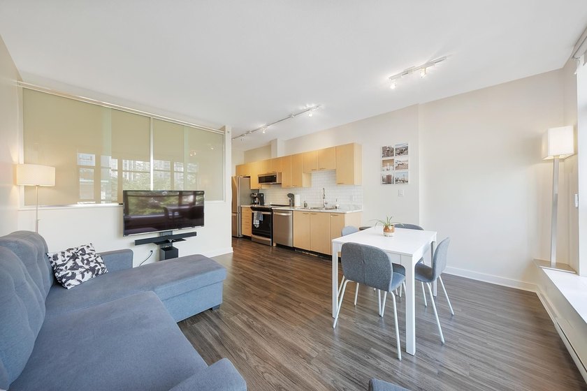 This bright condo offers exceptional value, perfect for savvy - photo 8