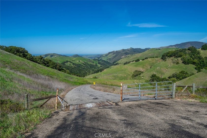 Rancho Santa Rosa offers 306+/- acres of usable Central Coast - photo 8