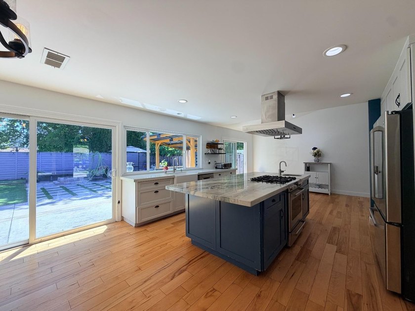 Welcome to 3180 Cheshire Dr, a beautifully appointed home - photo 10