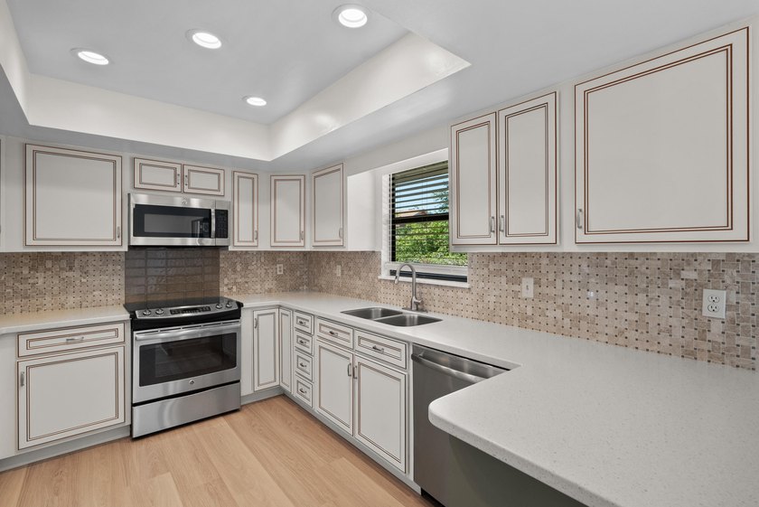 Welcome to this well-appointed single-family residence in North - photo 10