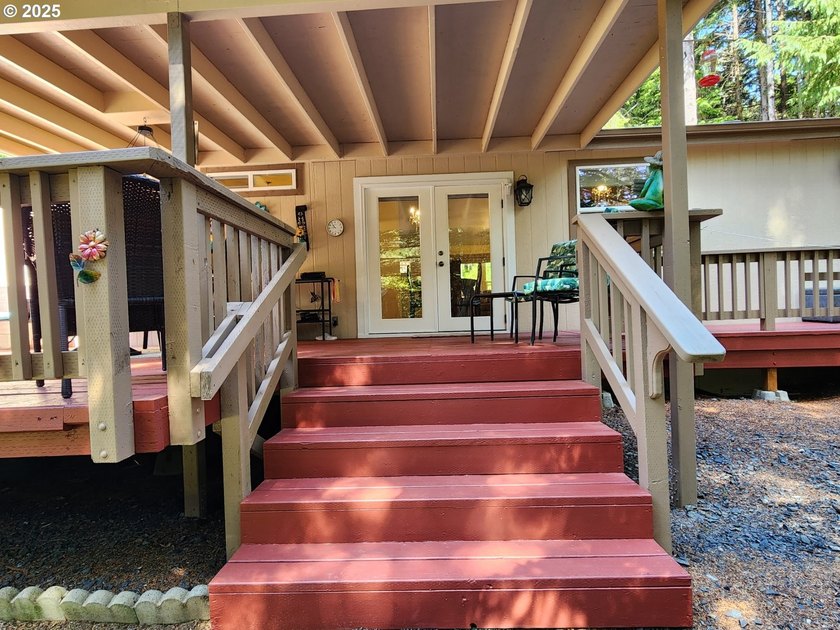 Beautifully remodeled home loaded with quality upgrades, tucked - photo 18