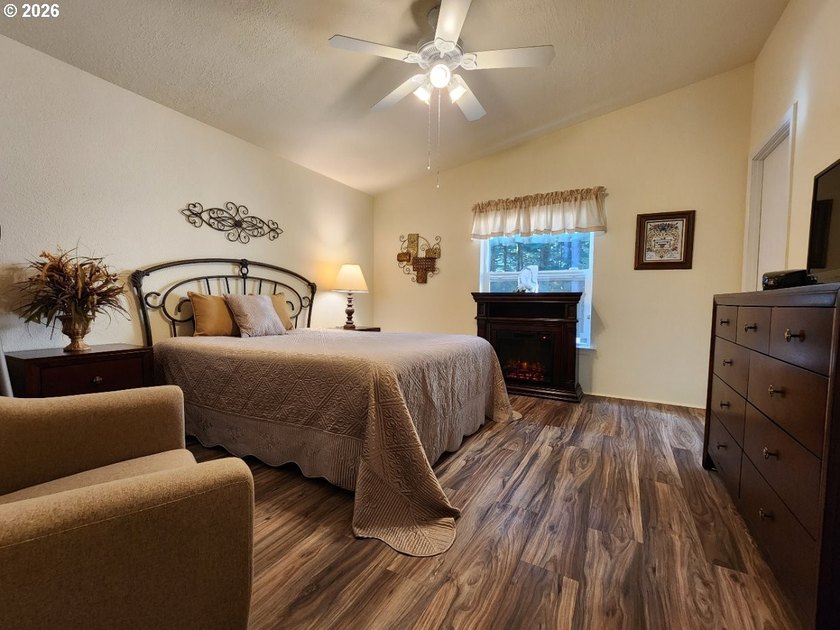 Beautifully remodeled home loaded with quality upgrades, tucked - photo 26