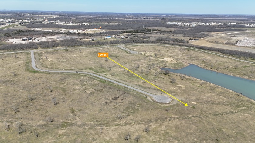 300+ feet of shoreline on Lake Halbert/Magnolia! - photo 16