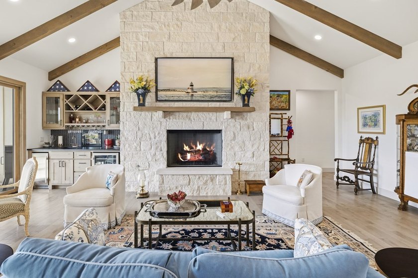 Experience luxury living in this magnificent one-story 4-bedroom - photo 16