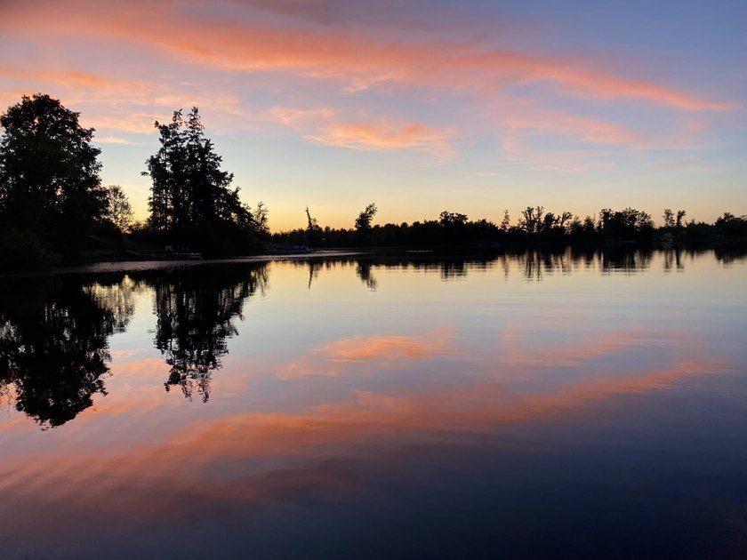 Exquisite sunsets, tranquil beauty, amazing wildlife, close to - photo 30