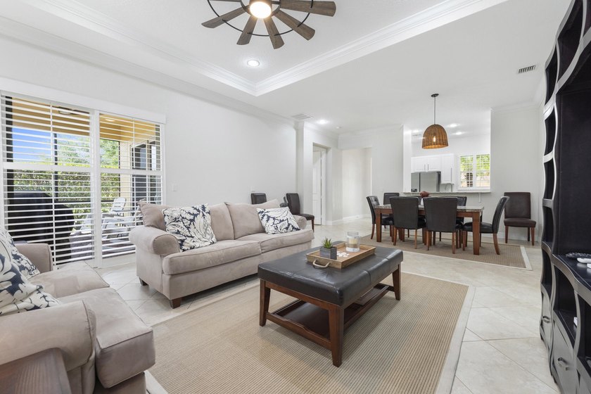 Welcome to this charming CORNER UNIT 2-bedroom, 2-bathroom villa - photo 3