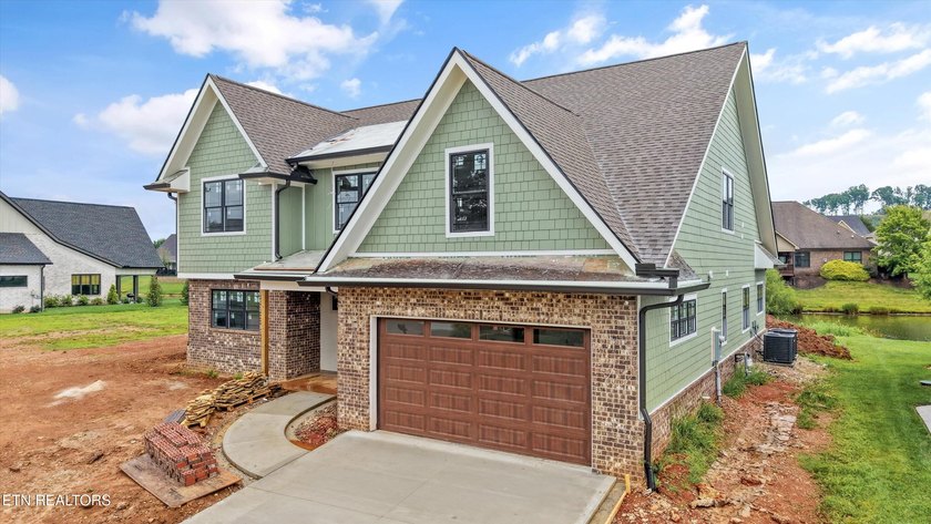 This new construction home is almost done! What we love about - photo 3
