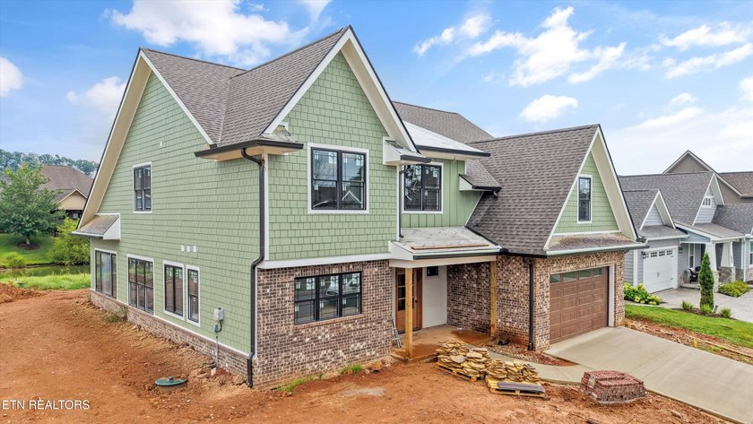 This new construction home is almost done! What we love about - photo 4