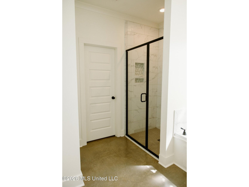 Beautiful Like-New Home on Quiet Cul-de-Sac Located within the - photo 20