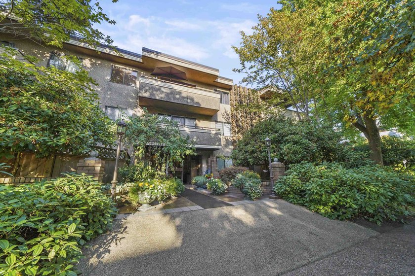 Welcome to Fairview living at its finest--this beautifully - photo 23
