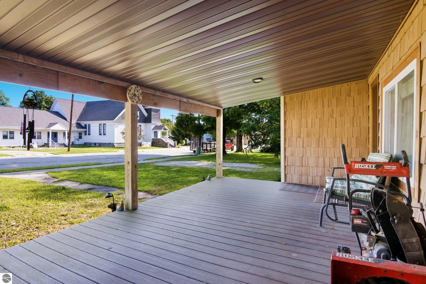 Charming Village Home in the Heart of Central Lake Welcome to - photo 3