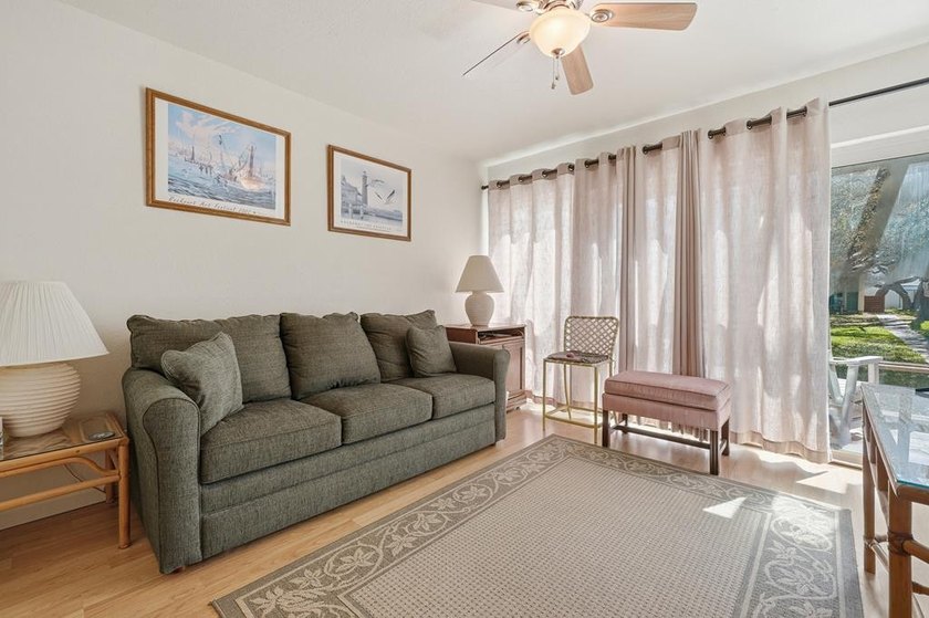 Unique opportunity-- Fully Furnished Corner Condo with - photo 12