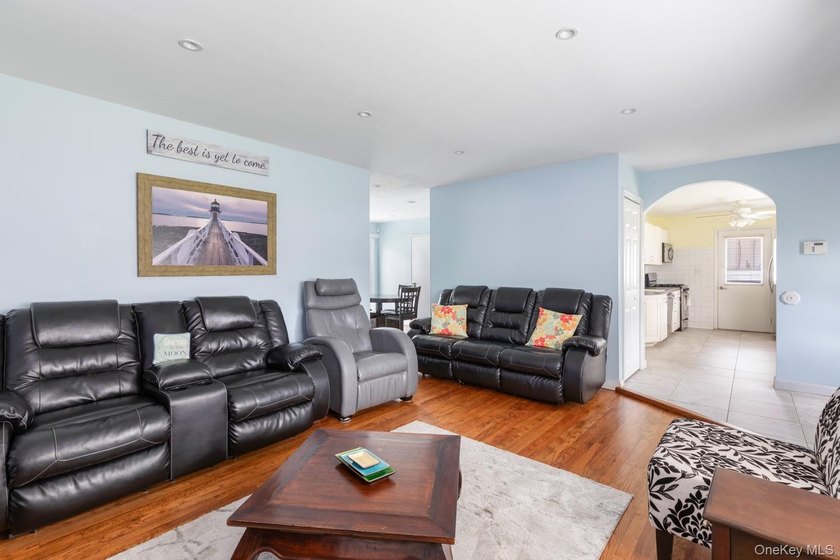 Welcome to 1032 Thompson Dr - a meticulously maintained - photo 17