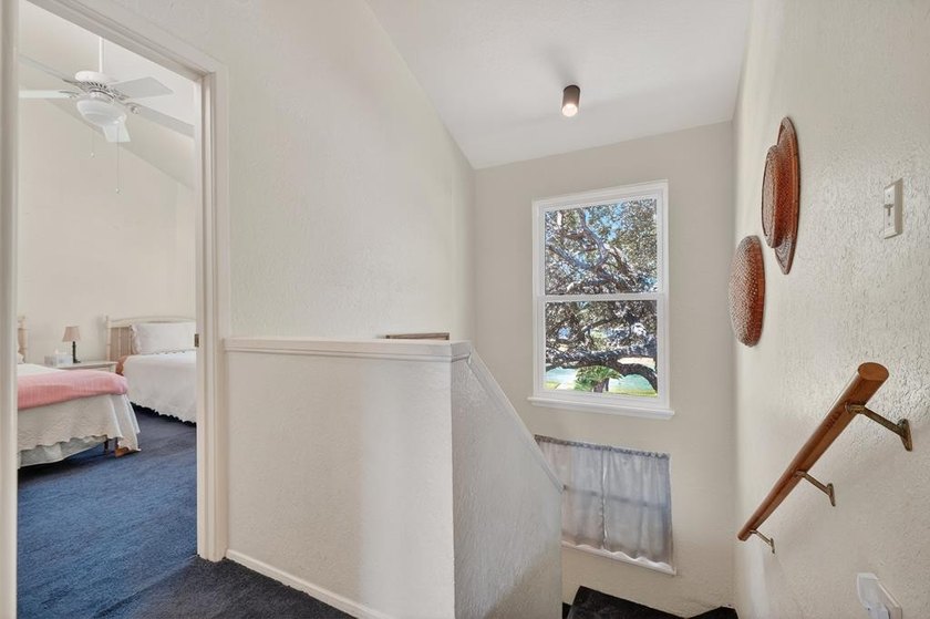 Unique opportunity-- Fully Furnished Corner Condo with - photo 17