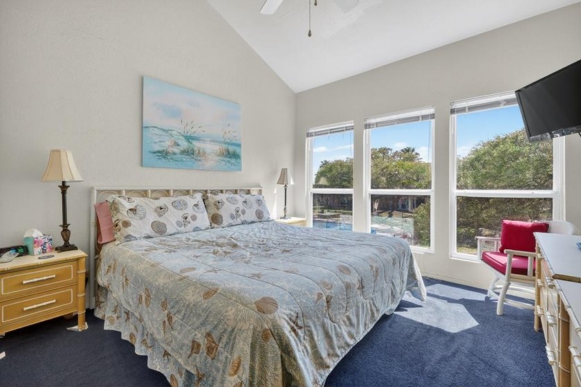 Unique opportunity-- Fully Furnished Corner Condo with - photo 22