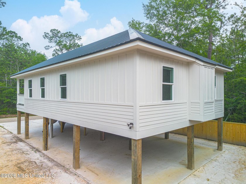 Charming new construction offering approximately 1,250 square - photo 4