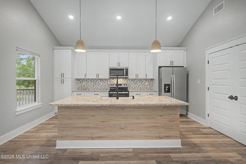 Charming new construction offering approximately 1,250 square - photo 7