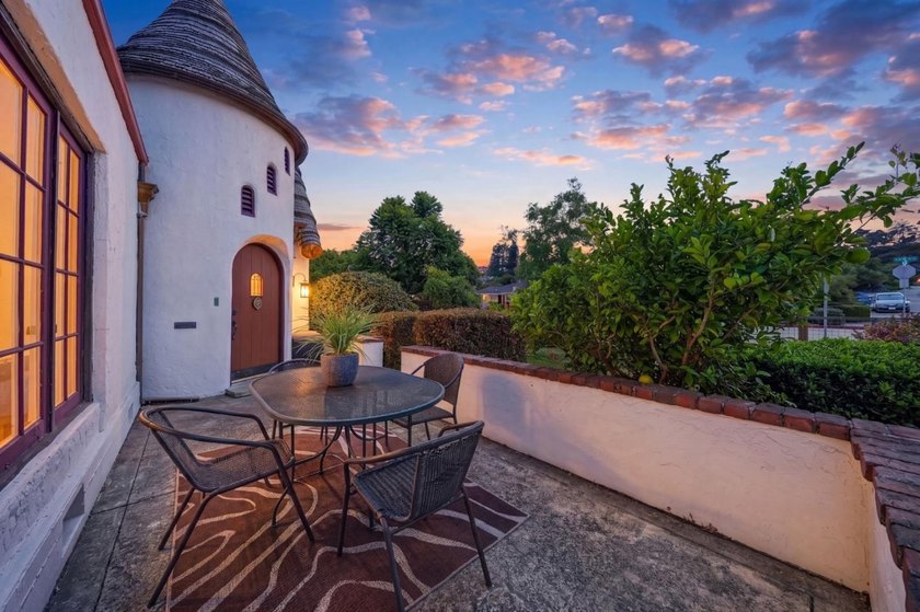 Nestled on one of Santa Cruzs most sought-after Westside streets - photo 14