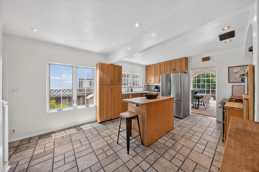 Nestled on one of Santa Cruzs most sought-after Westside streets - photo 24