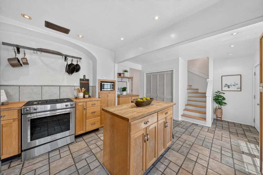 Nestled on one of Santa Cruzs most sought-after Westside streets - photo 28