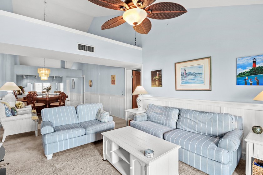 Best buy!!!! Enjoy this most desirable Bluffs Marina penthouse - photo 6