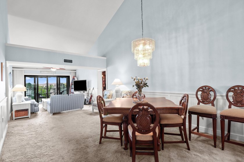 Best buy!!!! Enjoy this most desirable Bluffs Marina penthouse - photo 9