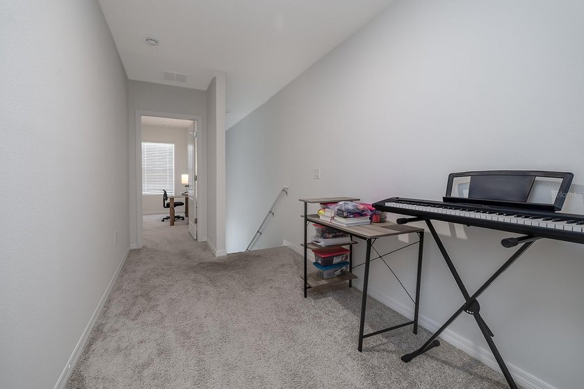 Welcome home to Bella Oaks! Incredible townhouse located in the - photo 14