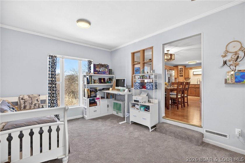 Welcome to your private retreat in the heart of Camdenton, where - photo 15