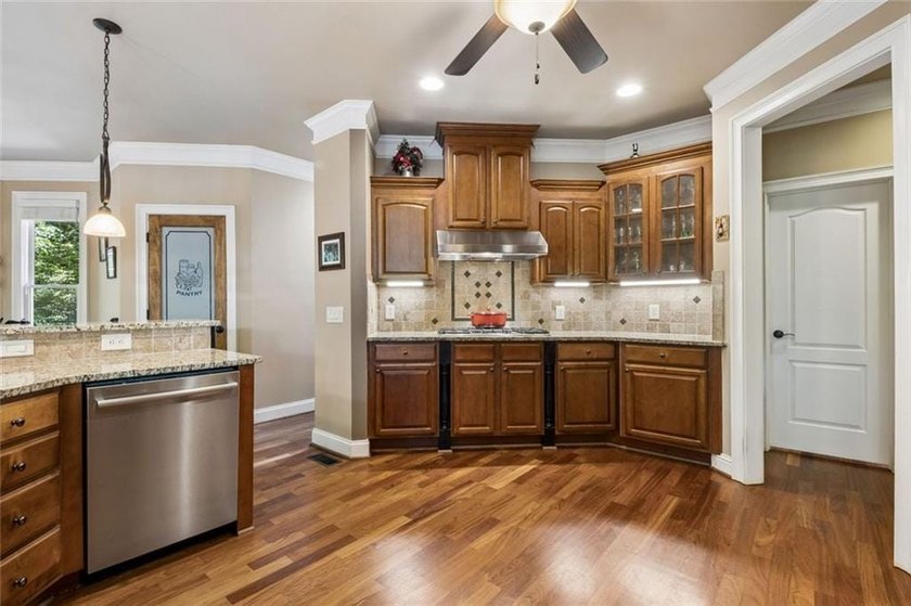 Lovely 2 story home located on Hamilton Mill's largest lot (1.61 - photo 21