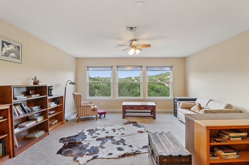Escape to peaceful Hill Country living in desirable Saddlewood - photo 23