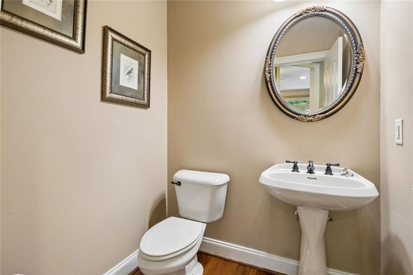 Lovely 2 story home located on Hamilton Mill's largest lot (1.61 - photo 27