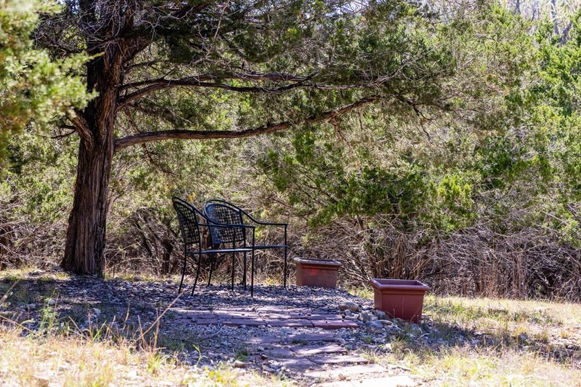 Escape to peaceful Hill Country living in desirable Saddlewood - photo 41