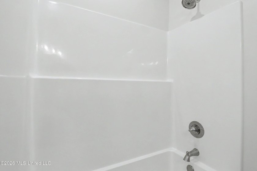 Welcome to effortless coastal living in this beautifully crafted - photo 11